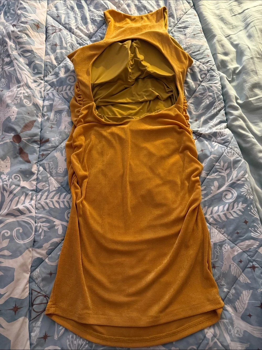 Klassy Network Mustard Yellow Backless Bodycon Dress